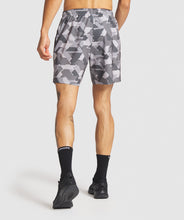 Load image into Gallery viewer, Gymshark Arrival Zip Pocket Shorts - Camo