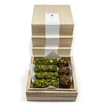 Load image into Gallery viewer, Vegan 24k Pure Gold Crunch Chocolate